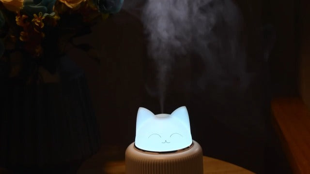 Mini Humidifier-Cute Cat Mist Humidifier for Kids Bedroom, Small Ultrasonic humidifier for Home Car Office with USB 2 LED Colors, Waterless Auto Shutoff, Quiet 300ml